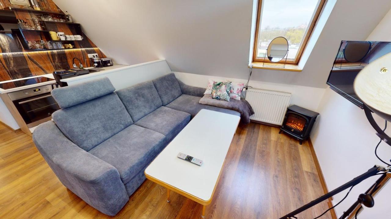 קרלובי וארי Apartman Atelier Vary V Nove Zrekonstruovanem Dome מראה חיצוני תמונה